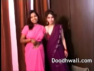 indian college girls nigh sari lesbian take care blowing xxx porn